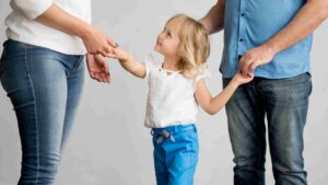 Who Gets Custody of Children Before a Maryland Divorce Is Finalized